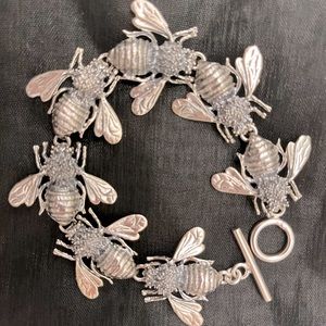 Bee bracelet